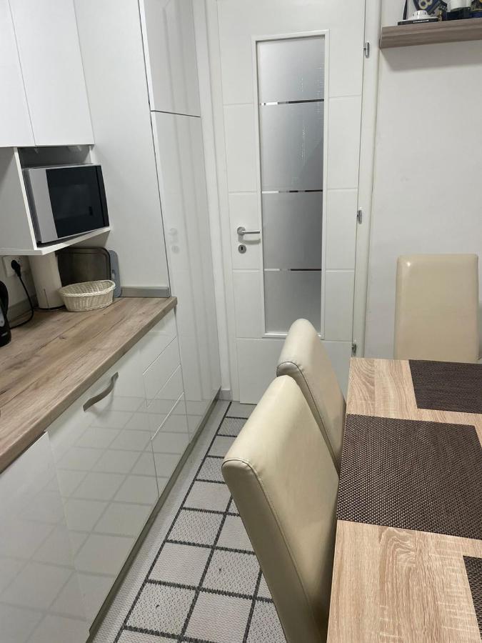 Grbavica Apartment Sarajevo Bagian luar foto